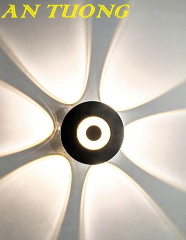  đèn hắt tường LED 6 tia trang trí ngoài trời chống nước 048 