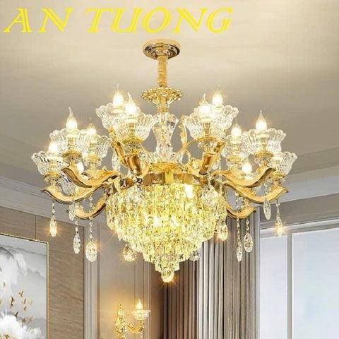  đèn chùm tân cổ điển trang trí phòng khách tân cổ điển 010 