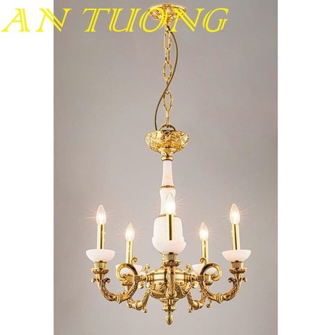  đèn chùm tân cổ điển trang trí phòng khách tân cổ điển 018 