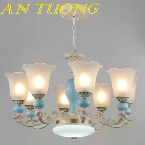  đèn chùm tân cổ điển trang trí phòng khách tân cổ điển 028 