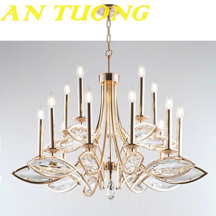 đèn chùm tân cổ điển trang trí phòng khách tân cổ điển 034
