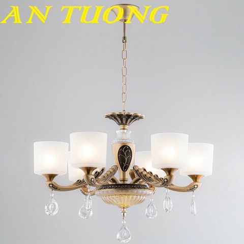  đèn chùm tân cổ điển trang trí phòng khách tân cổ điển 038 