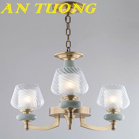  đèn chùm tân cổ điển trang trí phòng khách tân cổ điển 047 