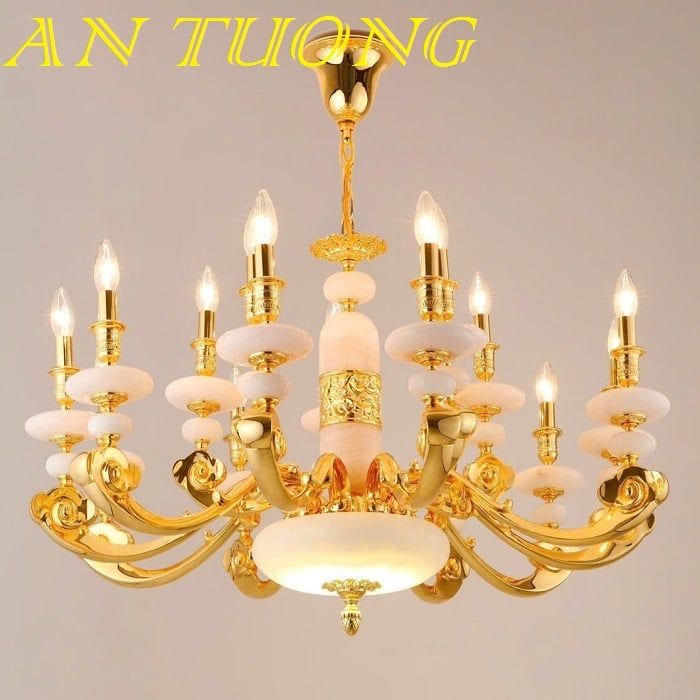 đèn chùm tân cổ điển trang trí phòng khách tân cổ điển 09