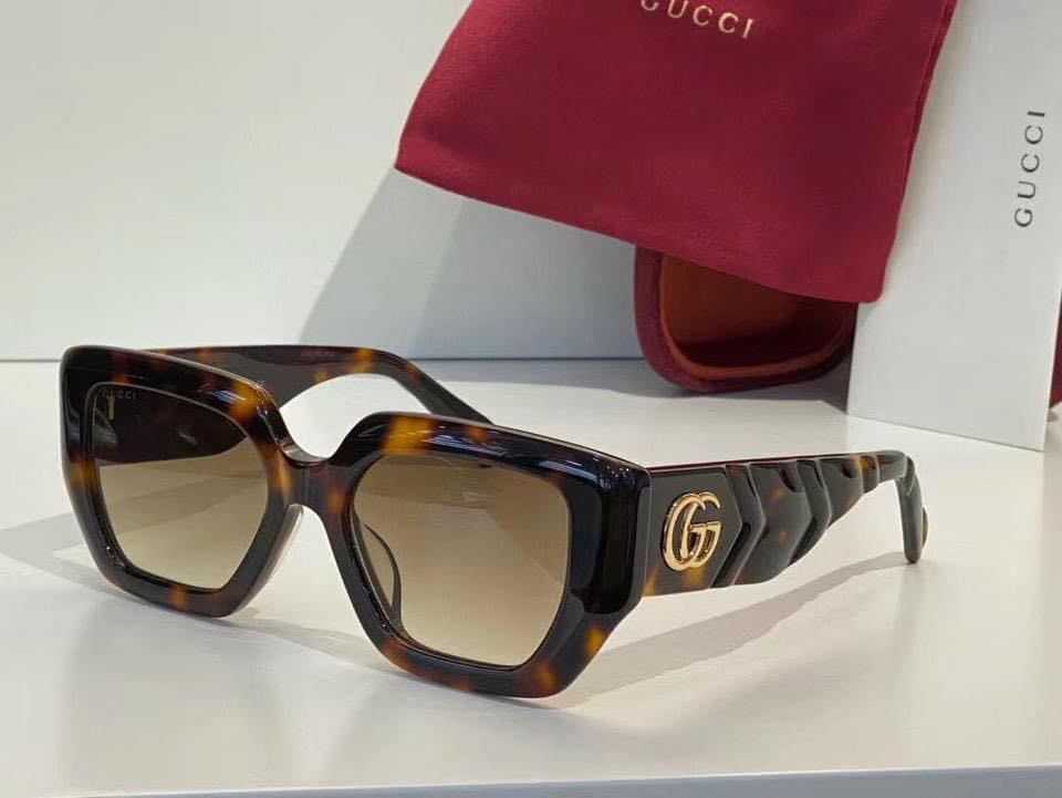 Kính gucci nâu mã 14059