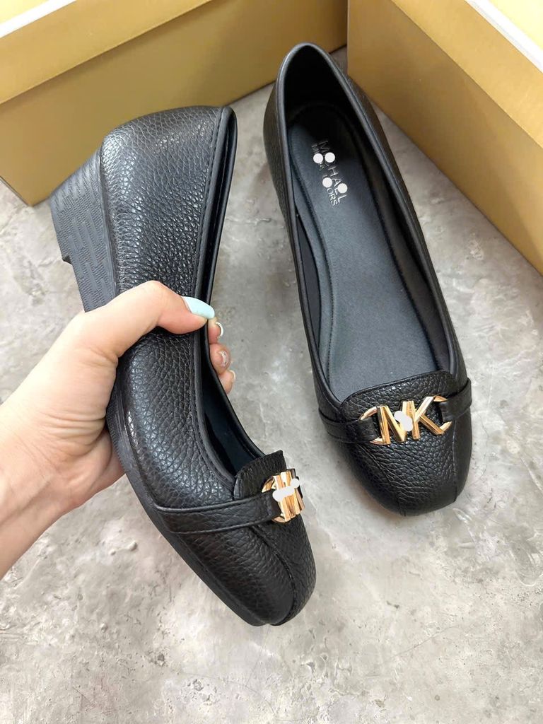 Giày MK1011 màu đen gót 5P