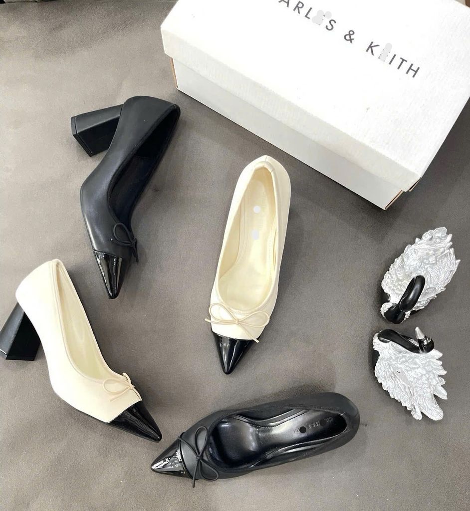 Giày cao gót vuông Challet 2 màu