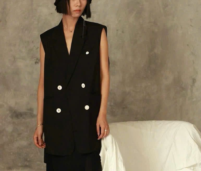 Áo Vest zara màu đen dáng dài mã 1209