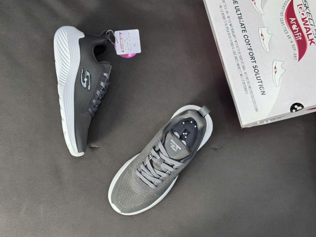 Giày skecchers Xám 2005