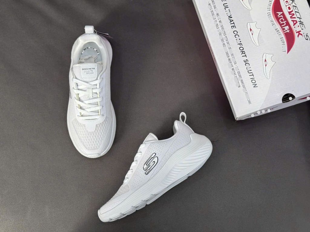 Giày skecchers Trắng mã 2105