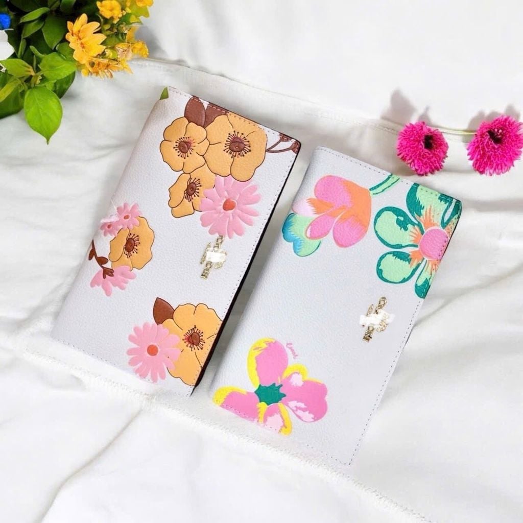 Ví Coach zip 081024D