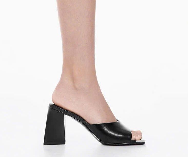 Dép cao gót 7P Challet&Keiith màu đen