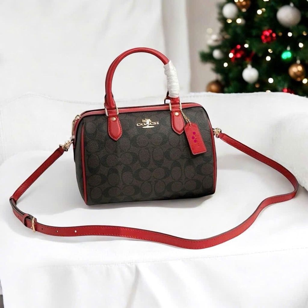 Túi Coach trống viền dây đỏ C2912D