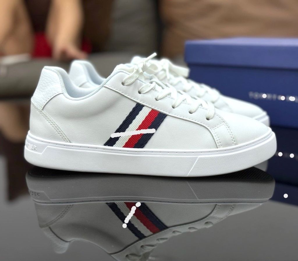 Giày TOMMY trắng phối đỏ