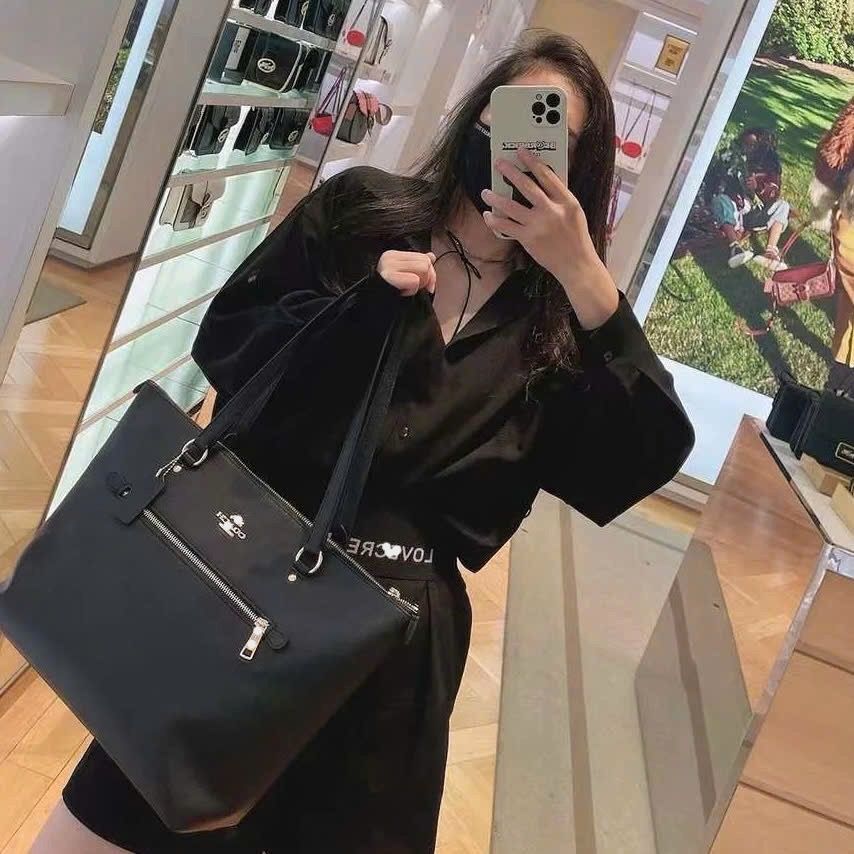 Túi Coach Tote khoá khóa kéo mã 1912