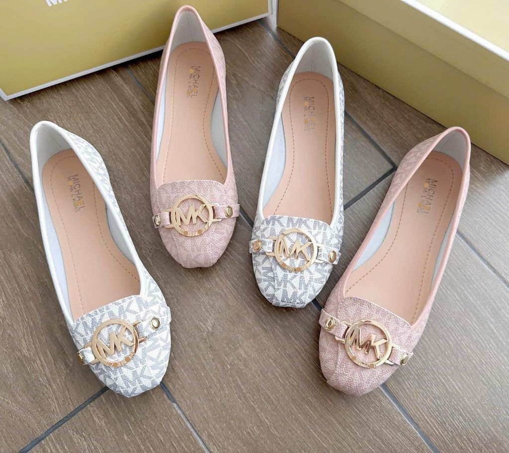 Giày bệt 2 màu MK1603