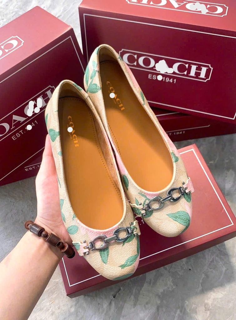 Giày bệt Coach Hoa khoá Trắng