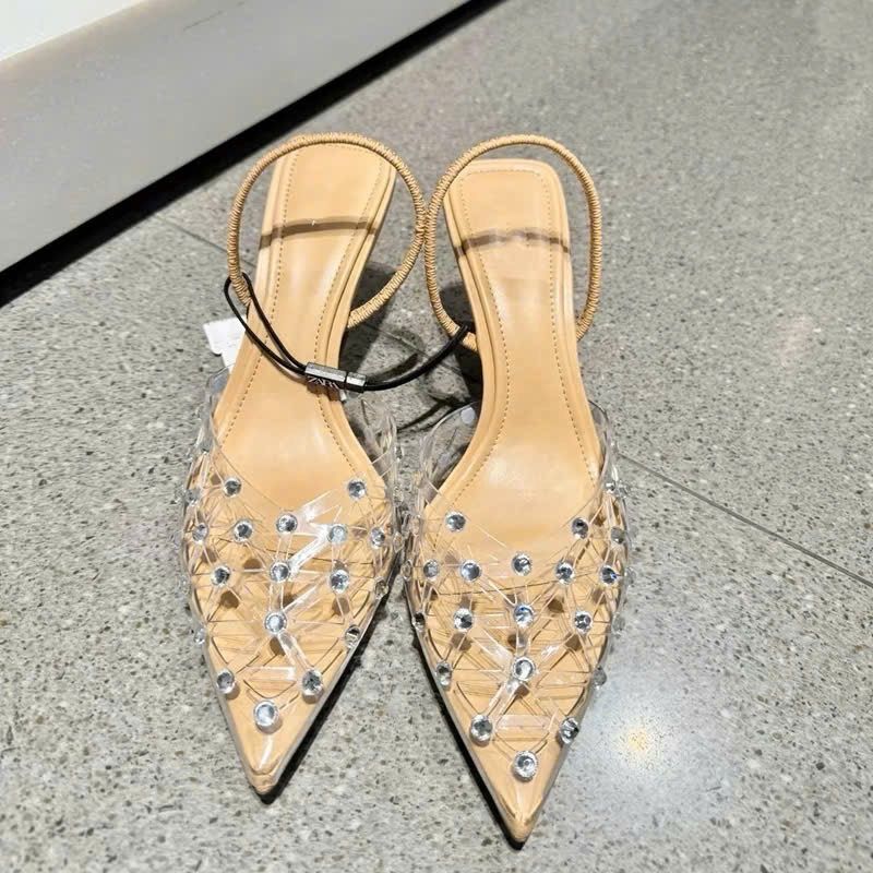 Sandan zara đính đá màu Be