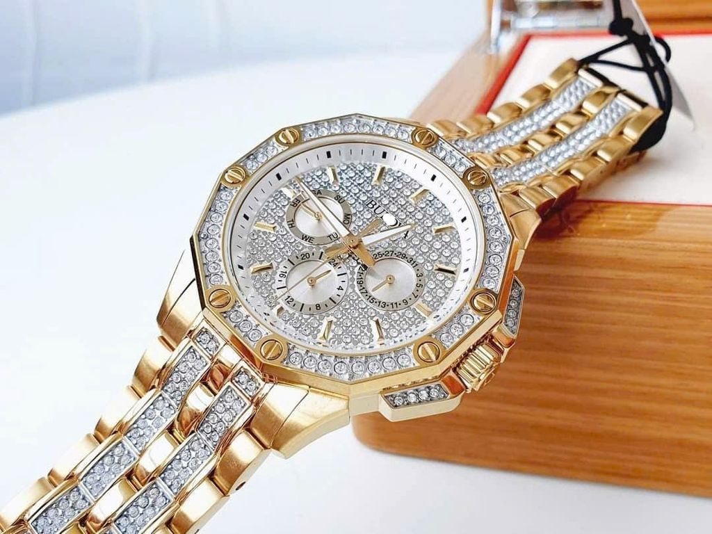 Đồng Hồ Bulovva 98C126 tông gold cực sang chảnh