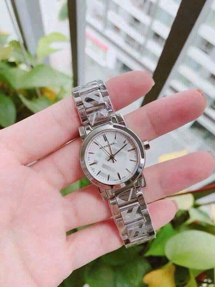 Đồng Hồ Burberry BU9233 bạc