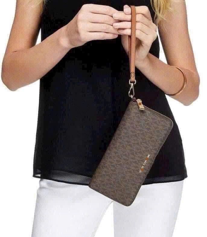 Ví quai móc tay MK