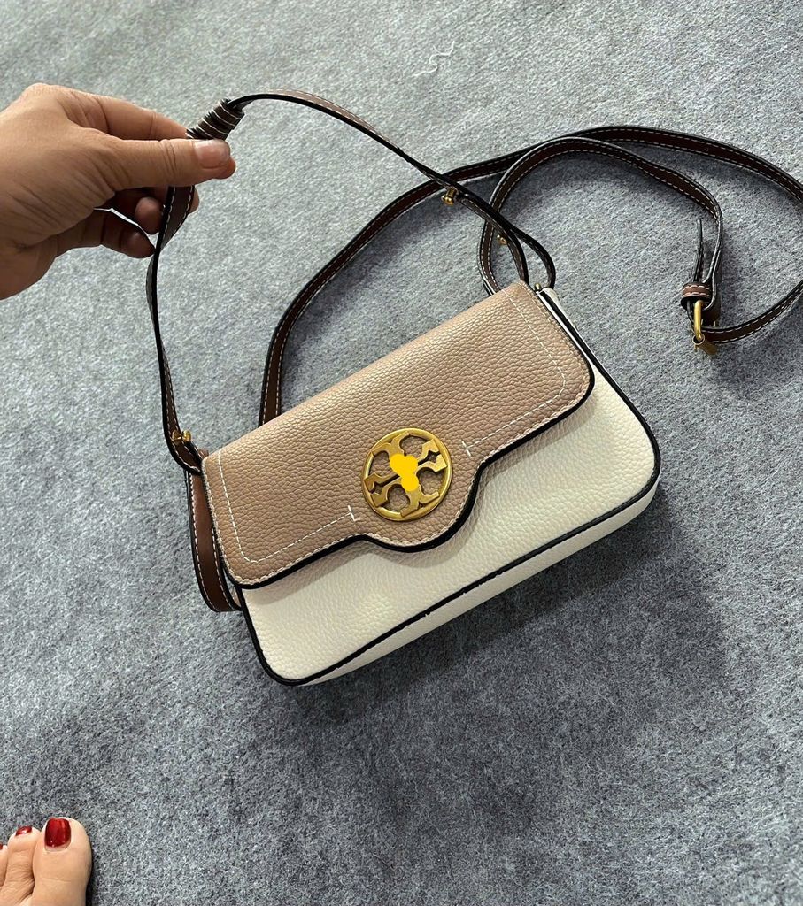 TÚI TORRY MÀU ĐEN MÃ 0609