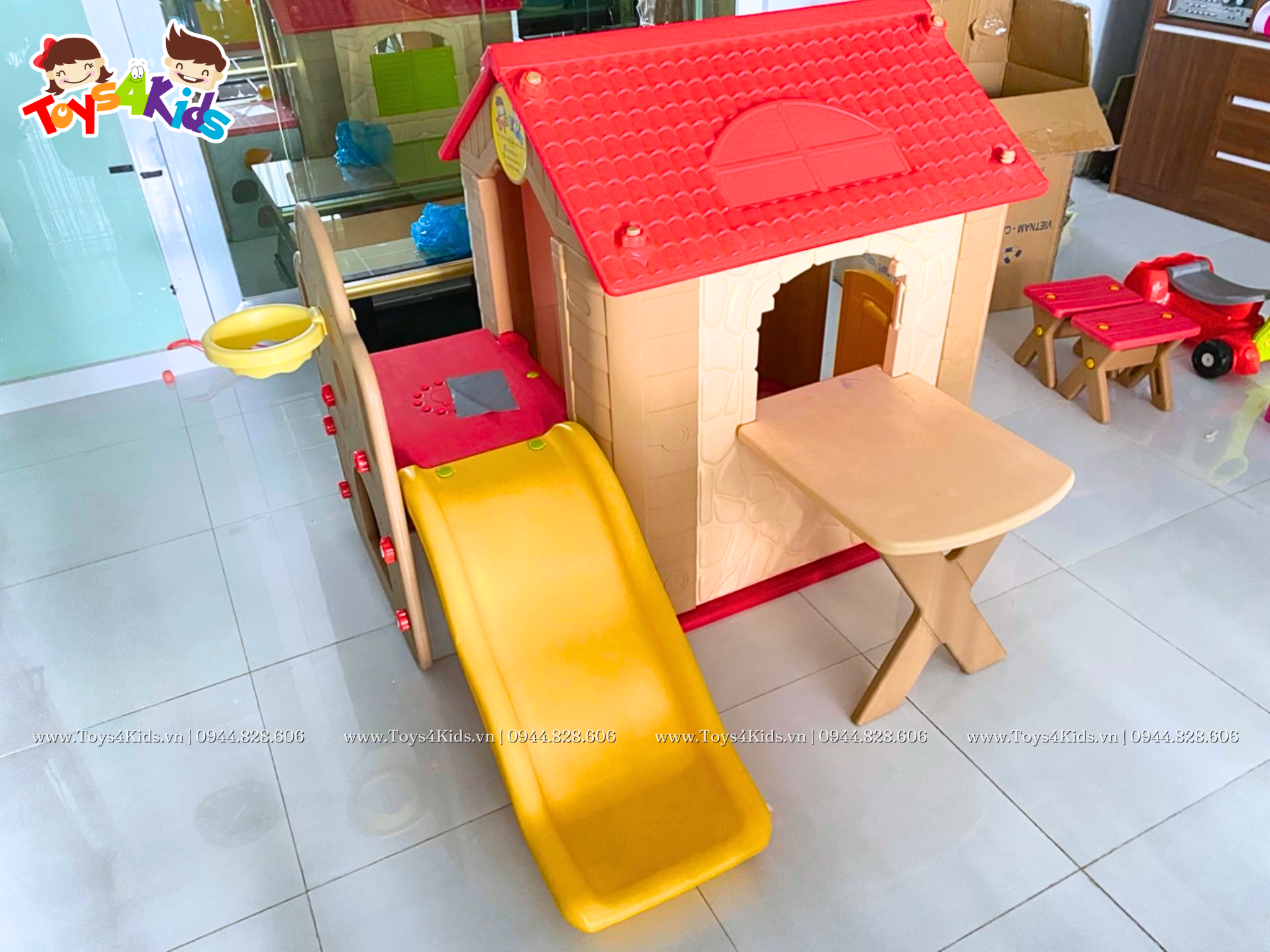  Nhà chơi cầu trượt Hàn Quốc kiểu mới kết hợp bàn ghế và bóng rổ 
