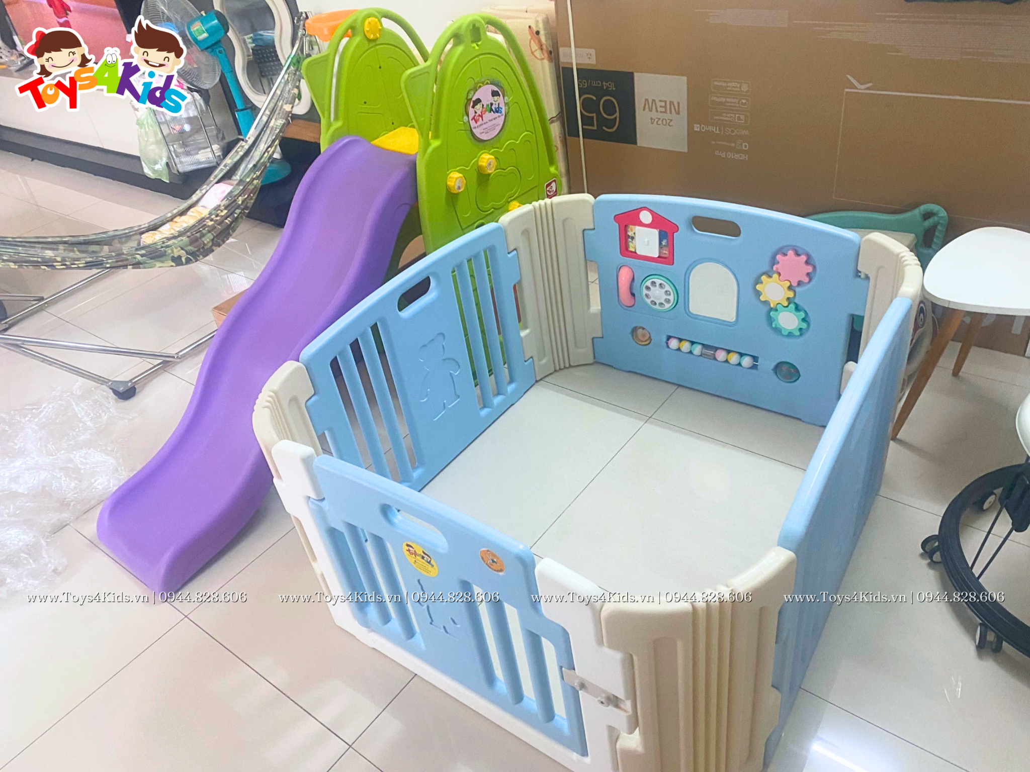  Combo Cầu trượt bóng rổ xanh lá cao cấp + Quây 4 cạnh có cửa và đồ chơi màu xanh trắng 