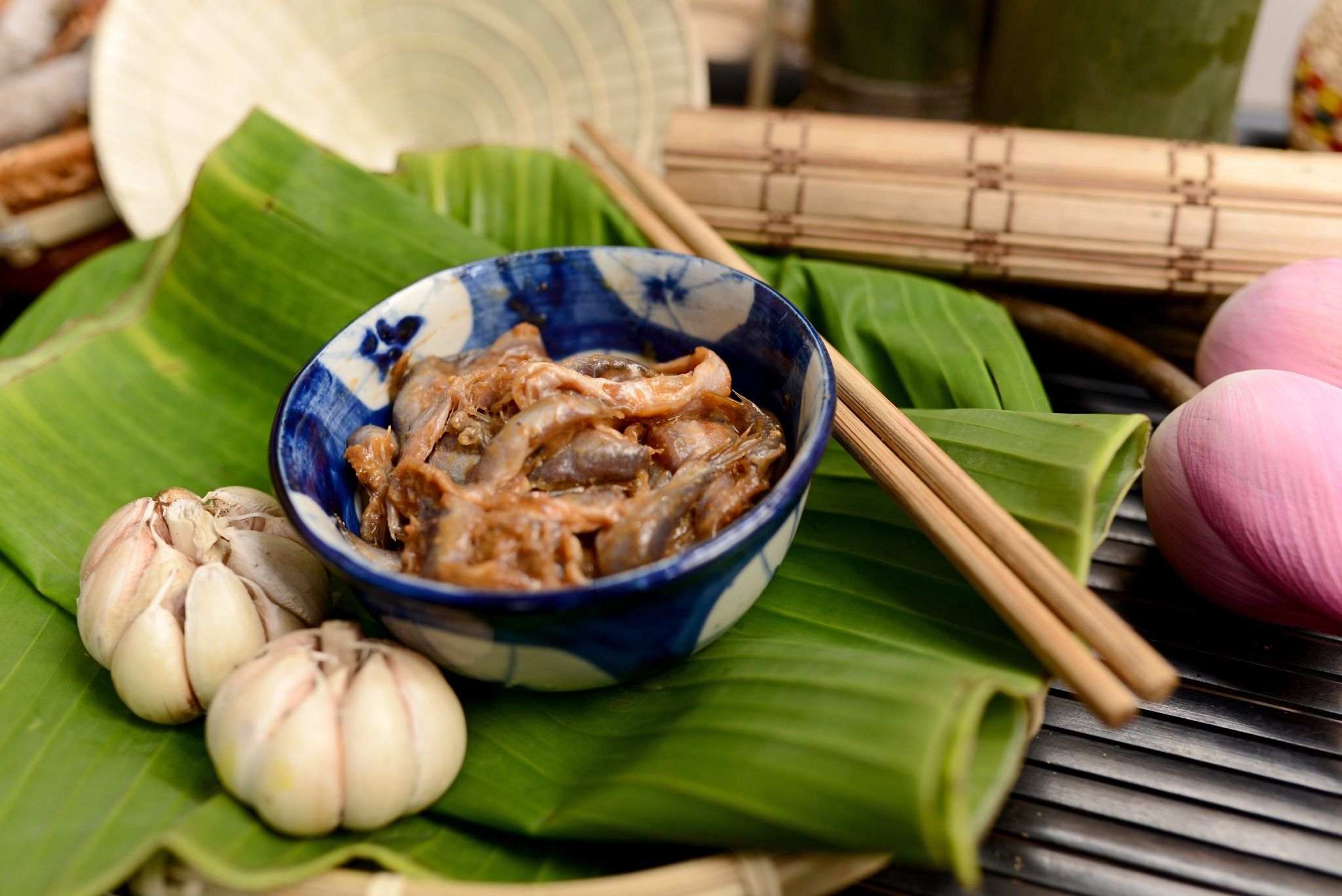  Mắm Cá Linh hiệu Bà Giáo Khỏe Châu Đốc 500gr 