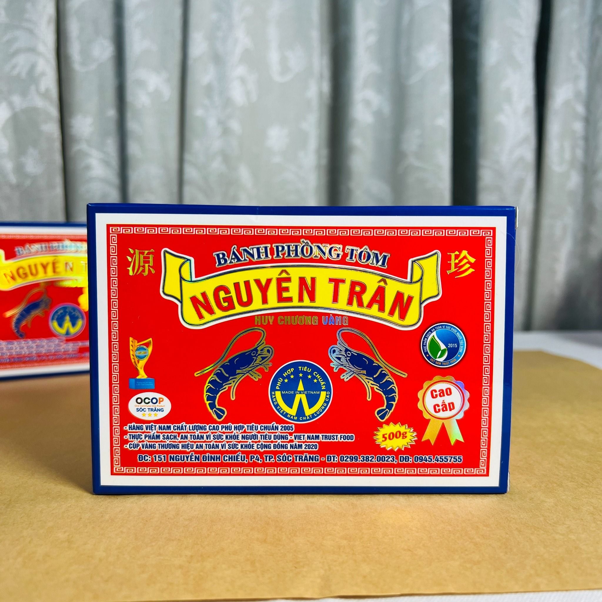  Bánh phồng tôm Sóc Trăng hiệu Nguyên Trân, loại cao cấp viền xanh (60% Tôm) 500gr 