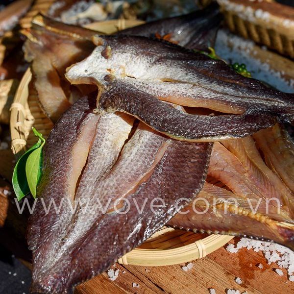  Khô cá Lóc Cà Mau/ Đông Tháp loại nhiều nắng, chỉ ướp muối, ít mặn 1 kg 