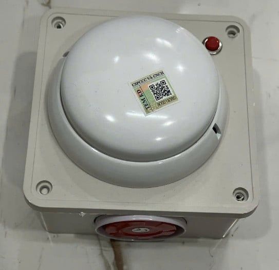  Đầu báo nhiệt độc lập cục bộ không dây gồm đế, tích hợp còi, có tem kiểm định 