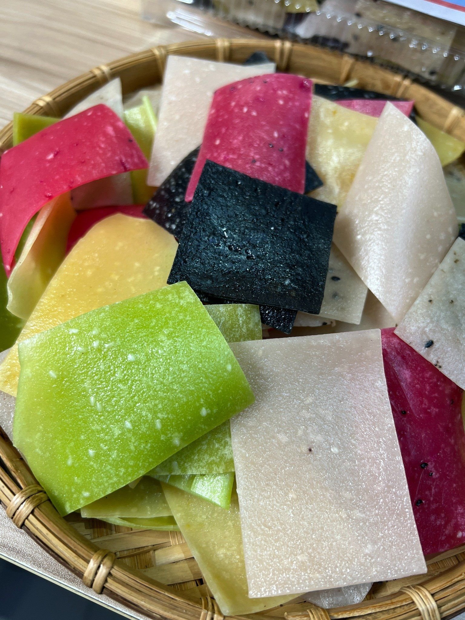 banh phong chay rau cu ca mau 500g hop