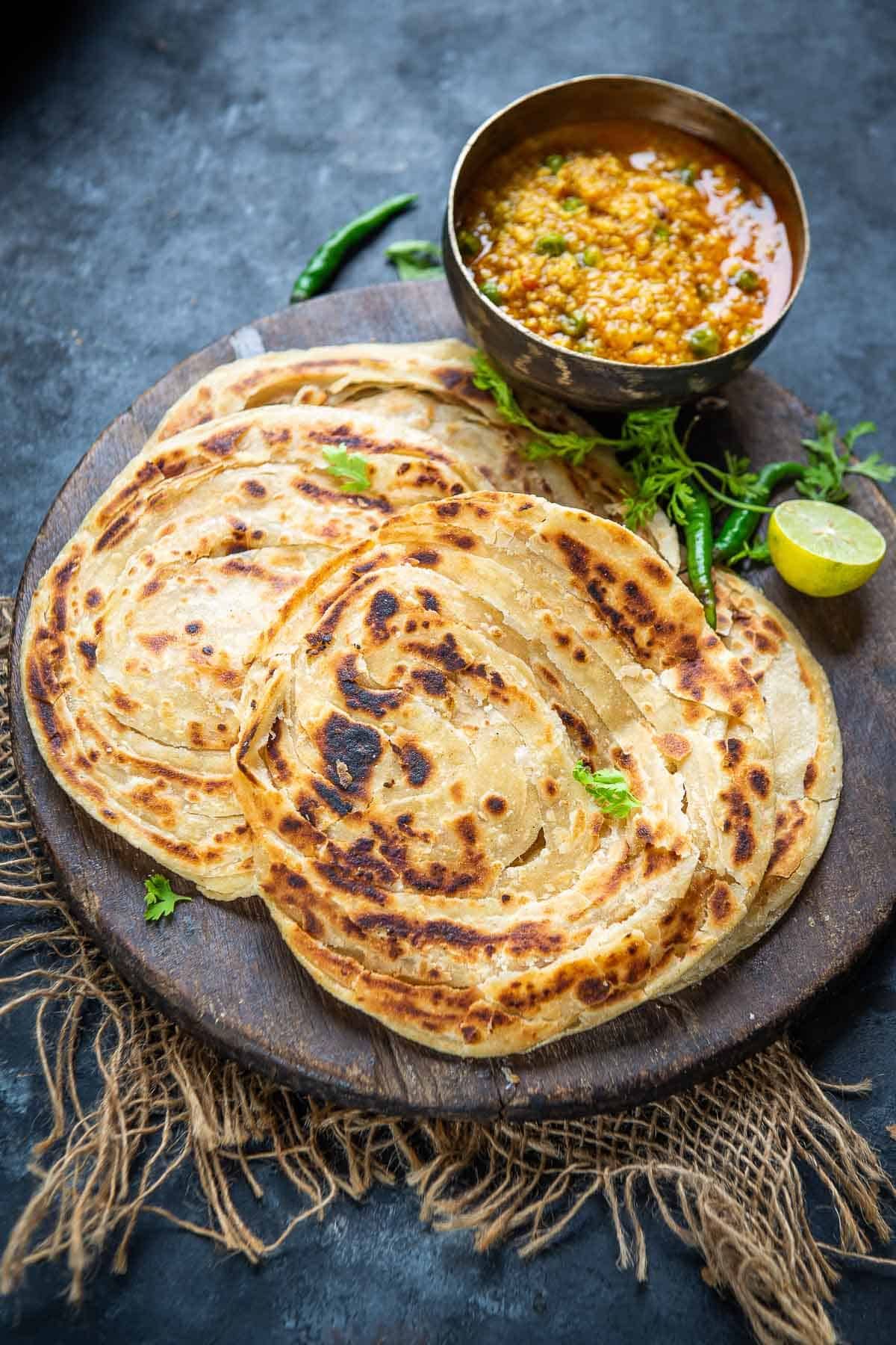 banh paratha vi truyen thong spring home roti paratha plain 325gr goi