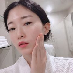 Nước Hoa Hồng Dưỡng Trắng Da Dòng Quýt Hallabong Innisfree Brightening Pore Skin 150ml ( Mẫu Mới )