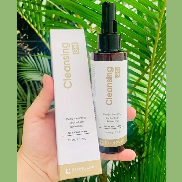  Gel rửa mặt dịu nhẹ KyungLab Cleansing Gel 