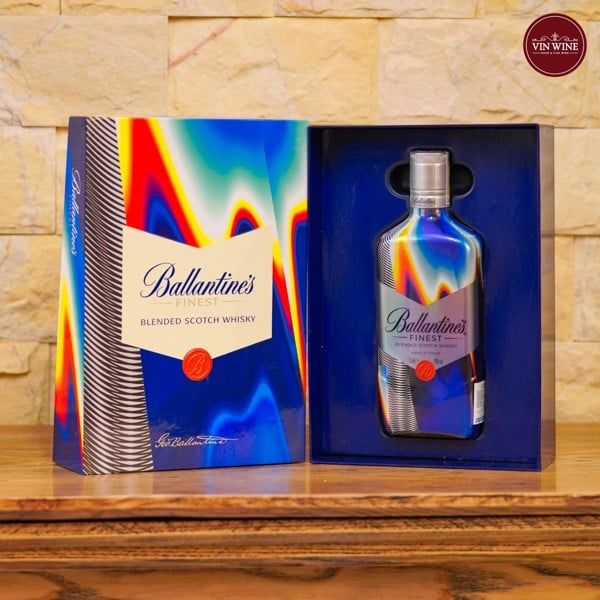 Ballantines Finest - Gift Box