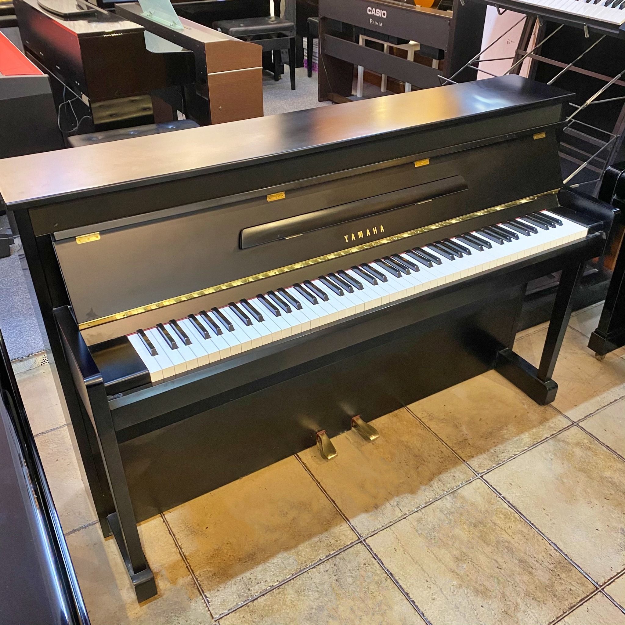 Piano i n Yamaha DUP 1 Piano Plus