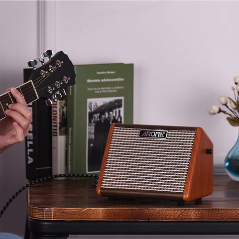 Ampli Guitar Aroma AG-15A - Bản Quốc Tế