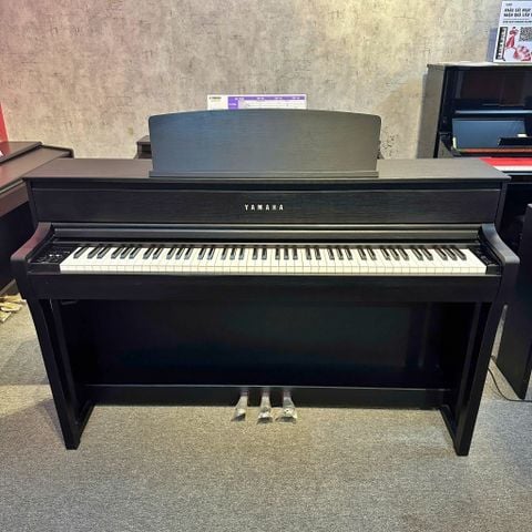 Đàn Piano Điện Yamaha CLP-675