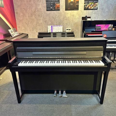 Đàn Piano Điện Yamaha CLP-685