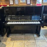 Đàn Piano Upright Yamaha UX3