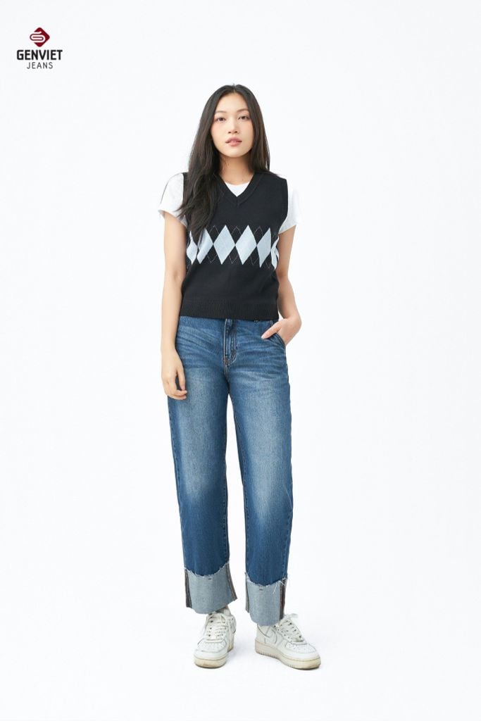 Quần Jeans Nữ Suông Vừa XQ1223J08732