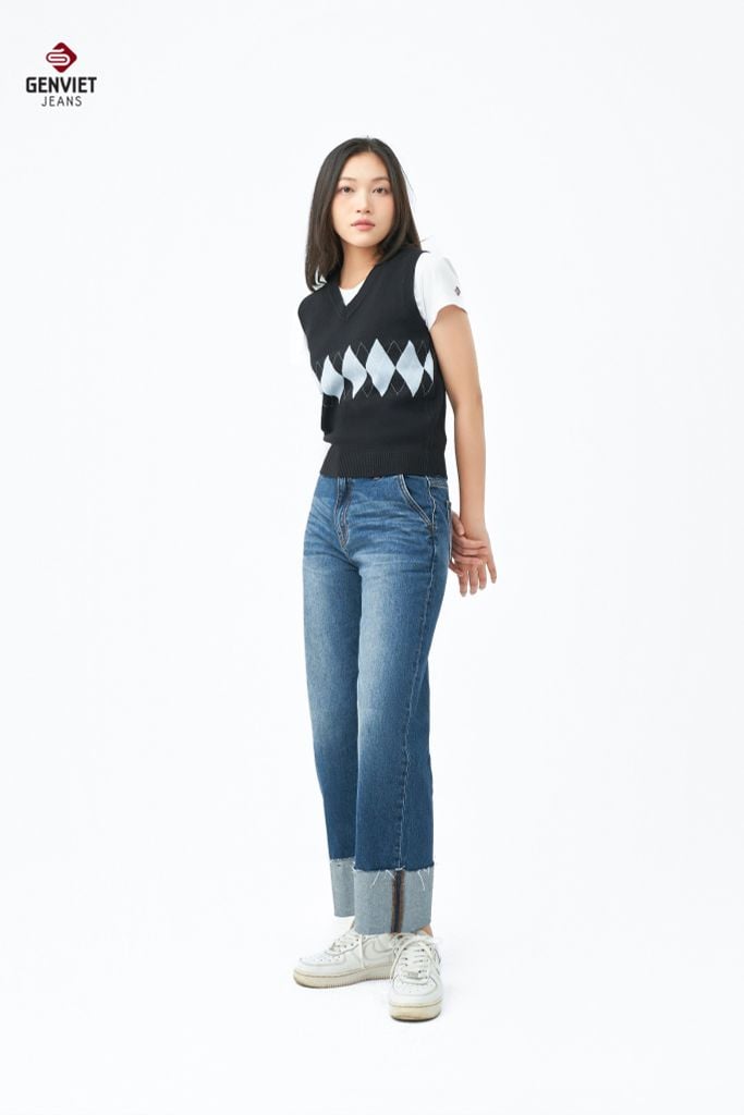 Quần Jeans Nữ Suông Vừa XQ1223J08732