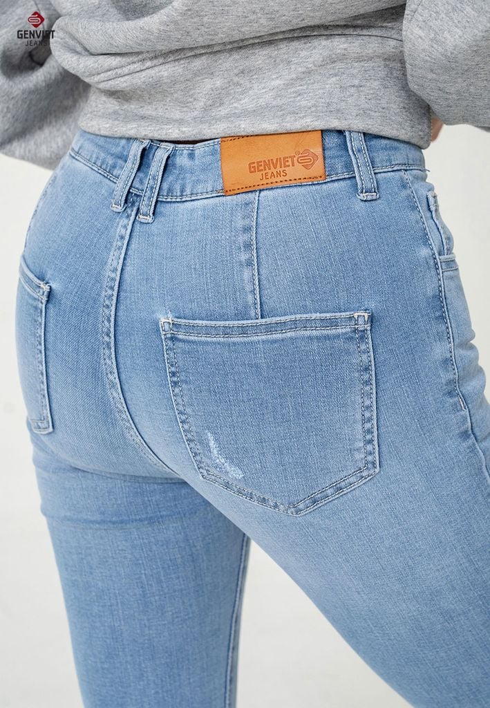 Quần Jeans Nữ Ống Col Vừa TQ103J8391