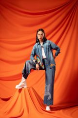 Quần Jeans Nữ Ống Suông XQ124J8605