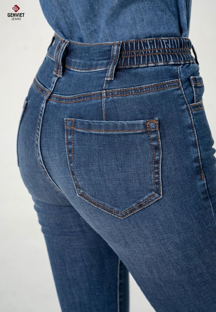 Quần Jeans Nữ Ống Col Vừa DQ103J8392