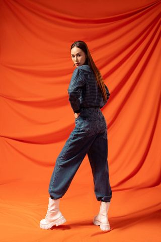 Quần Jeans Nữ Ống Suông XQ124J8606