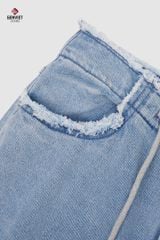 Quần Jeans Nữ Ống Suông XQ124J8692