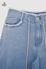 Quần Jeans Nữ Ống Suông XQ124J8692